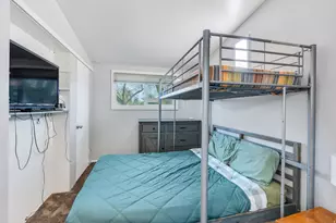 7026 S 2955 E, Cottonwood Heights, UT 84121 - Photo 14