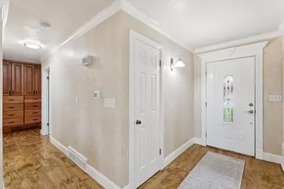 11404 S High Mesa Dr, Sandy, UT 84092 - Photo 14