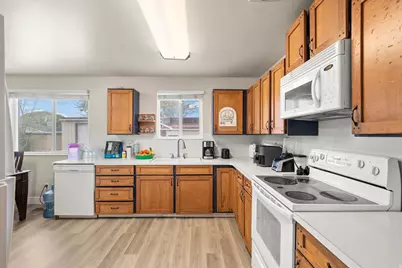 691 N 400 E, American Fork, UT 84003 - Photo 12