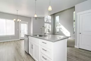 15335 S Tarawa Dr W, Bluffdale, UT 84065 - Photo 14