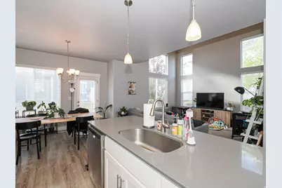 15335 S Tarawa Dr W, Bluffdale, UT 84065 - Photo 12