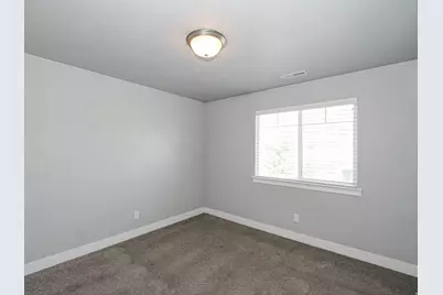 15335 S Tarawa Dr W, Bluffdale, UT 84065 - Photo 24