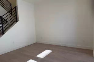 10999 S Freestone Rd W, South Jordan, UT 84009 - Photo 8