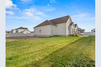2354 W Boothill Dr W, Kaysville, UT 84037 - Photo 30