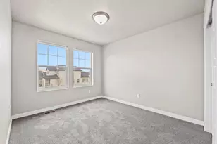 1260 E Packard Dr, Eagle Mountain, UT 84005 - Photo 22