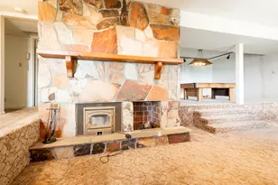 2534 E Grand Pt Cir, Sandy, UT 84092 - Photo 30