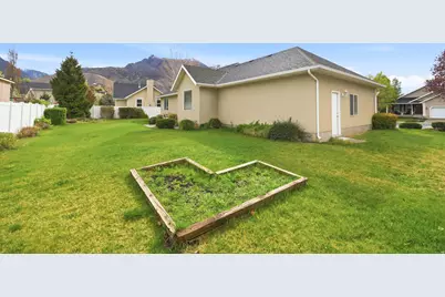 4530 W Downing Dr, Cedar Hills, UT 84062 - Photo 30