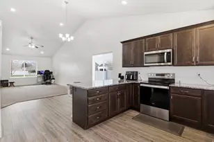 499 S 655 E, Hyrum, UT 84319 - Photo 14