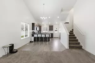 499 S 655 E, Hyrum, UT 84319 - Photo 10