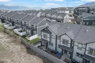 4423 E Longleaf Ln, Eagle Mountain, UT 84005 - Photo 6