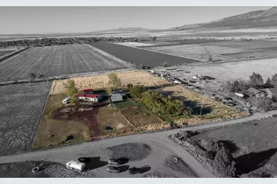 73 E 700 S, Kanosh, UT 84637 - Photo 2