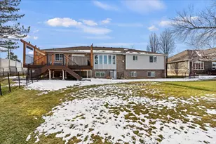 1845 E Cherry Ln, Layton, UT 84040 - Photo 36