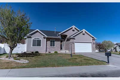 351 N Balsam Way, Price, UT 84501 - Photo 2