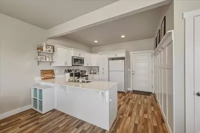 4373 E Colt Ct, Eagle Mountain, UT 84005 - Photo 12