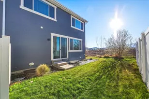 4373 E Colt Ct, Eagle Mountain, UT 84005 - Photo 28