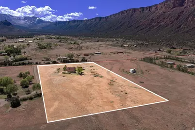139 E Buchanan Ln #139, Castle Valley, UT 84532 - Photo 4