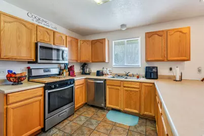 674 W 300 S, Payson, UT 84651 - Photo 4