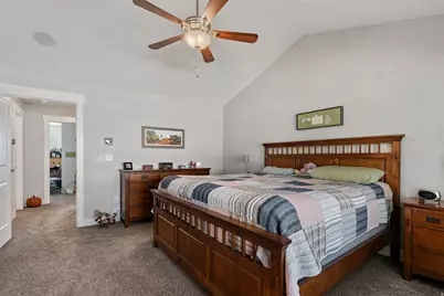 8804 S Millrace View Cir, West Jordan, UT 84088 - Photo 16