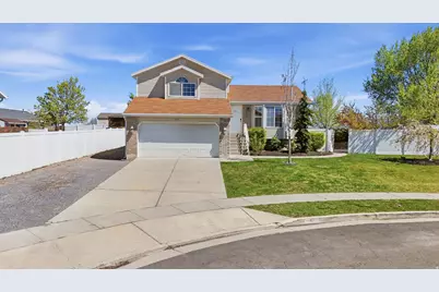 5893 S Alpine Crest Cir, Salt Lake City, UT 84118 - Photo 1