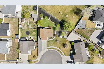 5893 S Alpine Crest Cir, Salt Lake City, UT 84118 - Photo 32