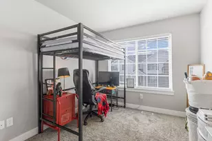 783 E Newfield Dr, Sandy, UT 84094 - Photo 12