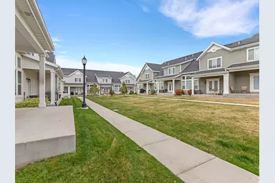 783 E Newfield Dr, Sandy, UT 84094 - Photo 22