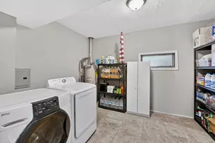 3016 W 5650 S, Roy, UT 84067 - Photo 6