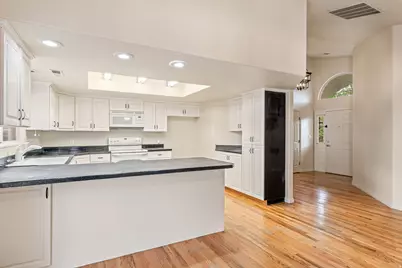 269 N 400 St W, Saint George, UT 84770 - Photo 10