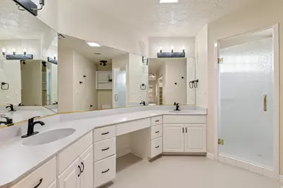 269 N 400 St W, Saint George, UT 84770 - Photo 18