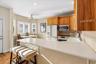 7824 S Sequoia Tree Ln, Sandy, UT 84094 - Photo 10