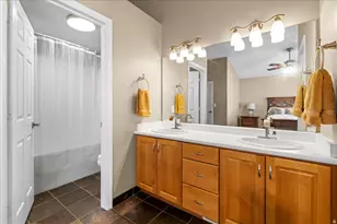 7824 S Sequoia Tree Ln, Sandy, UT 84094 - Photo 22