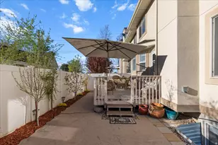 7824 S Sequoia Tree Ln, Sandy, UT 84094 - Photo 36