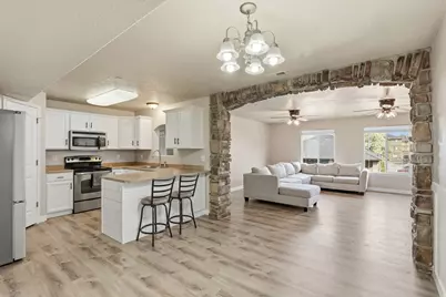 946 W 630 S #46, Pleasant Grove, UT 84062 - Photo 12