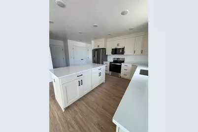 3015 W 250 S, Vernal, UT 84078 - Photo 4