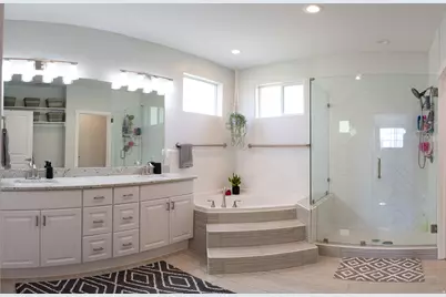 973 E 250 S, Layton, UT 84041 - Photo 10