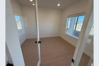 782 E 1250 S, Hyrum, UT 84319 - Photo 6