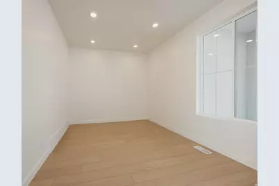 2915 N Kingbird Dr #610, Eagle Mountain, UT 84005 - Photo 18