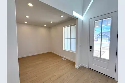 2915 N Kingbird Dr #610, Eagle Mountain, UT 84005 - Photo 2