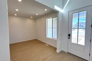 2915 N Kingbird Dr, Eagle Mountain, UT 84005 - Photo 2