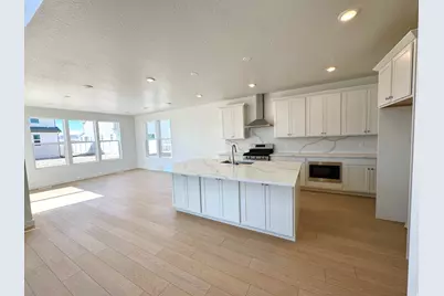 2915 N Kingbird Dr #610, Eagle Mountain, UT 84005 - Photo 4