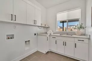 779 N Alta View Dr, Saratoga Springs, UT 84045 - Photo 22