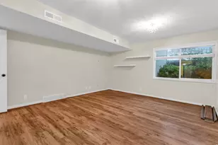 5728 S Waterbury Way, Murray, UT 84121 - Photo 10