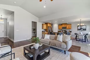 343 E 6725 S, South Weber, UT 84405 - Photo 8