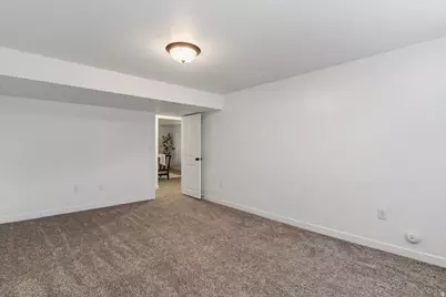 343 E 6725 S, South Weber, UT 84405 - Photo 32