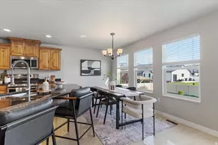 343 E 6725 S, South Weber, UT 84405 - Photo 14