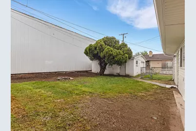 45 W 1600 N, Sunset, UT 84015 - Photo 8