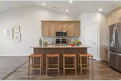 2028 W Grace Way, Layton, UT 84041 - Photo 8