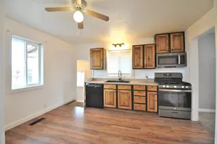 390 N 2nd E, Preston, ID 83263 - Photo 4