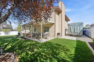 1624 E Wood Glen Rd S, Sandy, UT 84092 - Photo 28