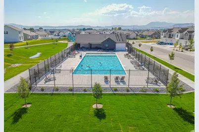 563 W 500 N, Smithfield, UT 84335 - Photo 32